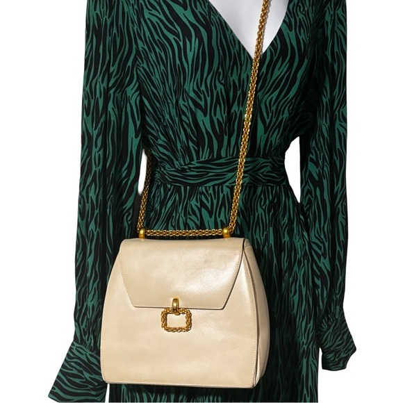 Paloma Picasso vintage Dead stock gold plated cream leathered shoulder bag - Picture 2 of 16